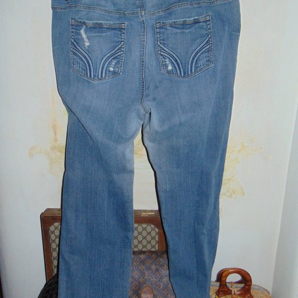 Torrid Jeans Women's Plus Size 24 Blue Distressed Ripped Straight Denim Pants - Picture 10 of 10